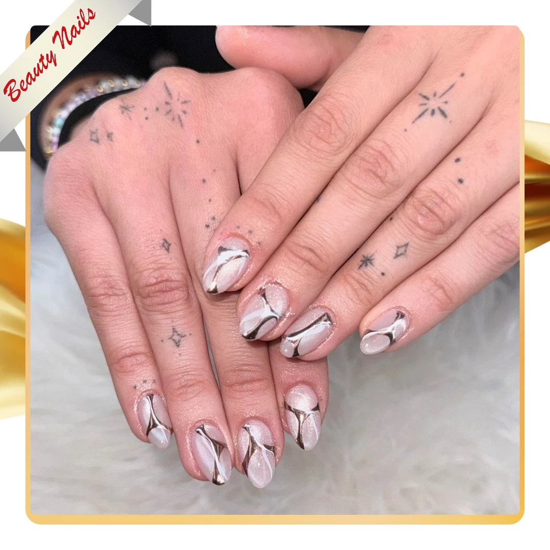 Halloween nail art Oct 2026